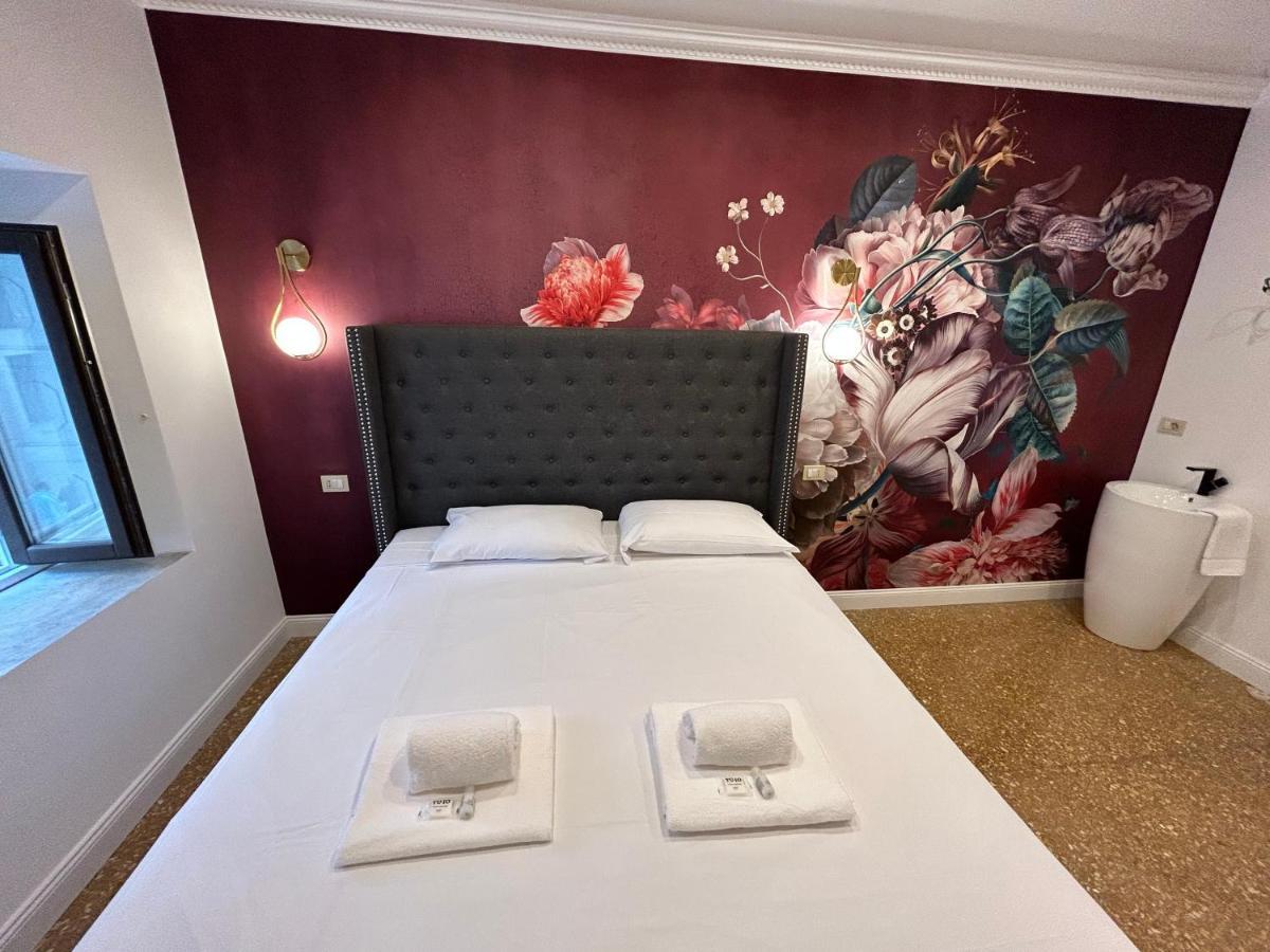 Raffaello'S Place Рим Екстер'єр фото