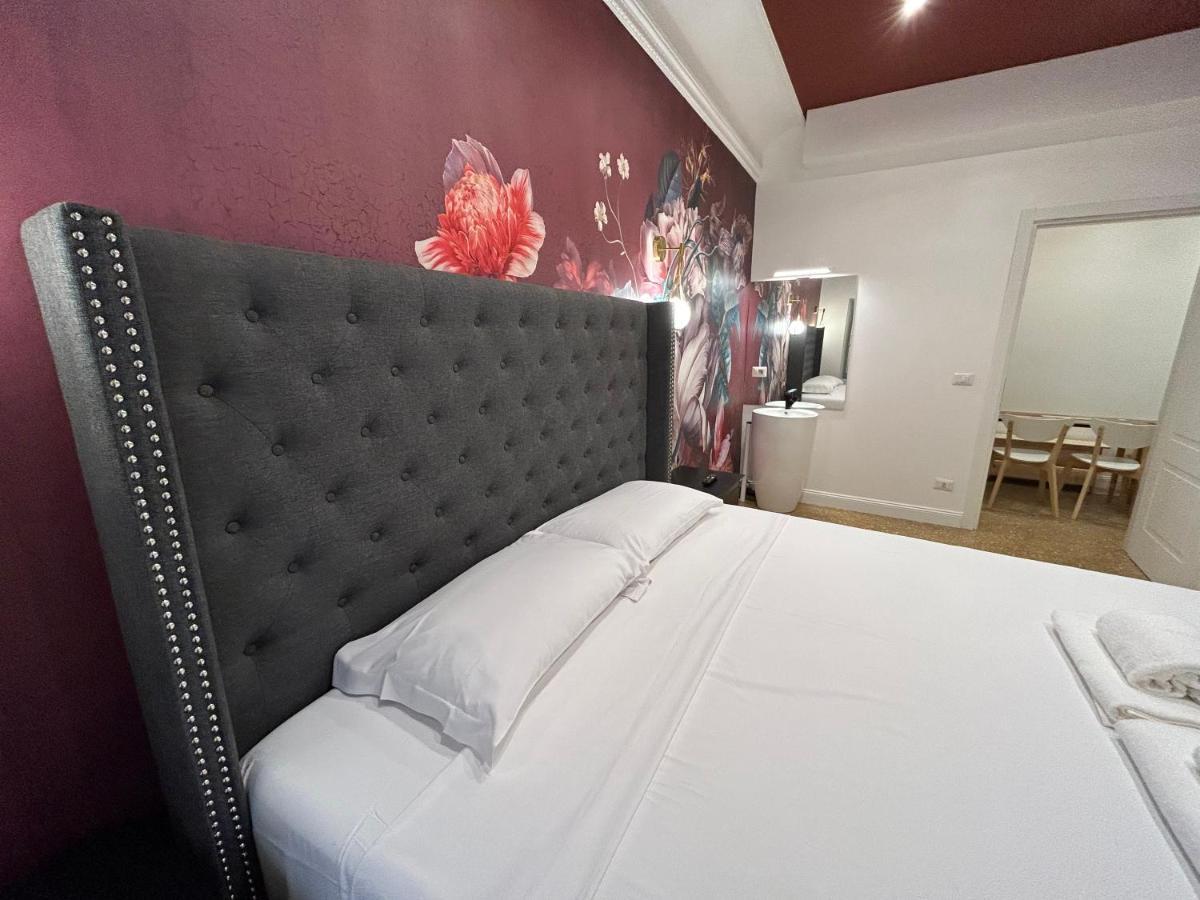 Raffaello'S Place Рим Екстер'єр фото
