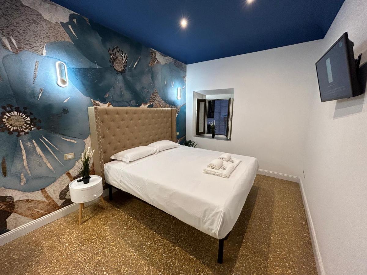 Raffaello'S Place Рим Екстер'єр фото
