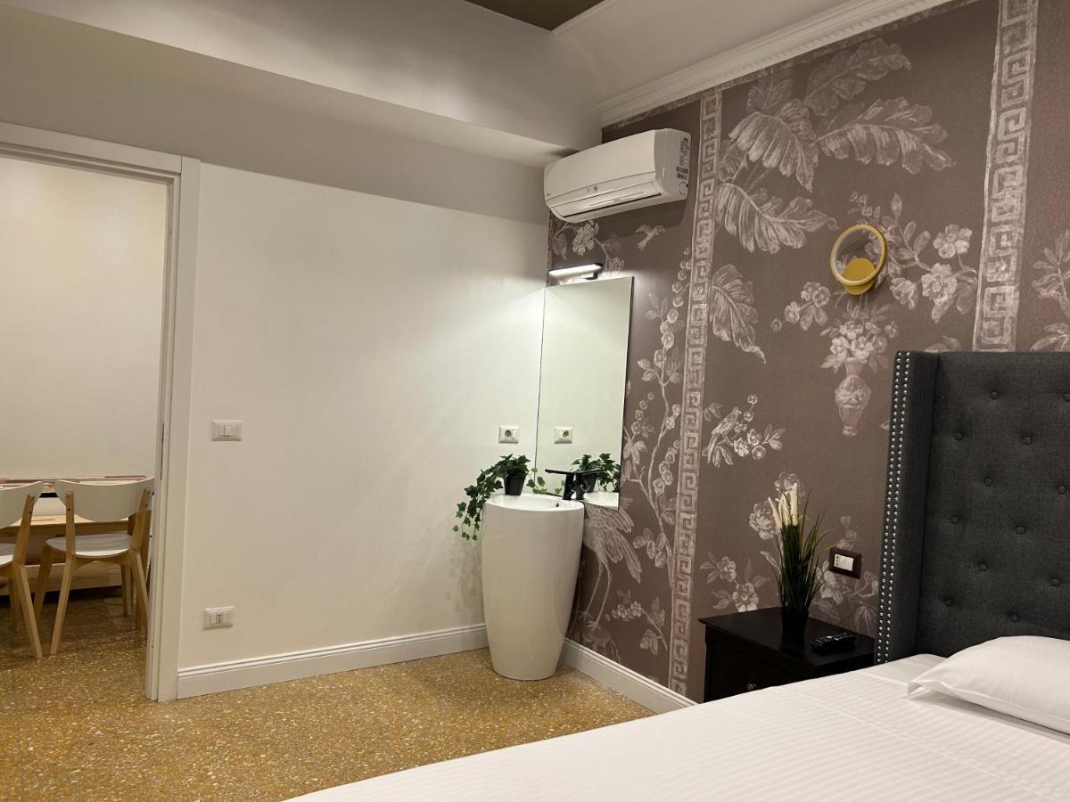 Raffaello'S Place Рим Екстер'єр фото