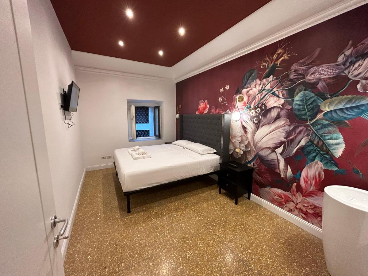Raffaello'S Place Рим Екстер'єр фото